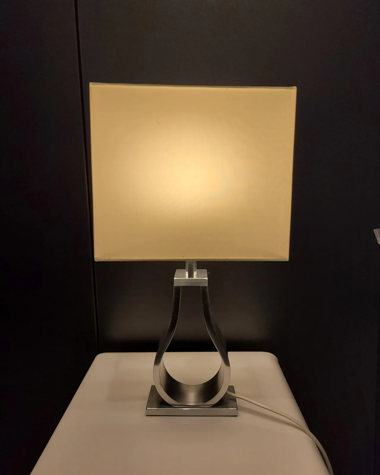 KLABB table lamp
